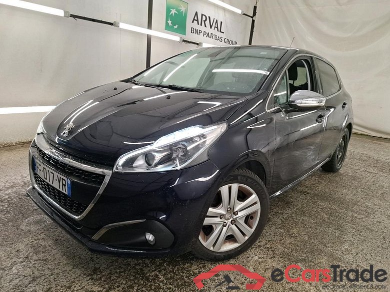 Peugeot  208 Allure Business 1.2 PureTech 110CV BVM6 E6dT #1