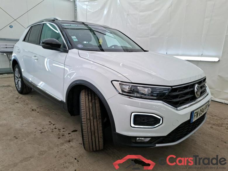 Volkswagen 1.5 TSI 150 EVO CARAT DSG7 VOLKSWAGEN T-Roc / 2017 / 5P / SUV 1.5 TSI 150 EVO CARAT DSG7 #4