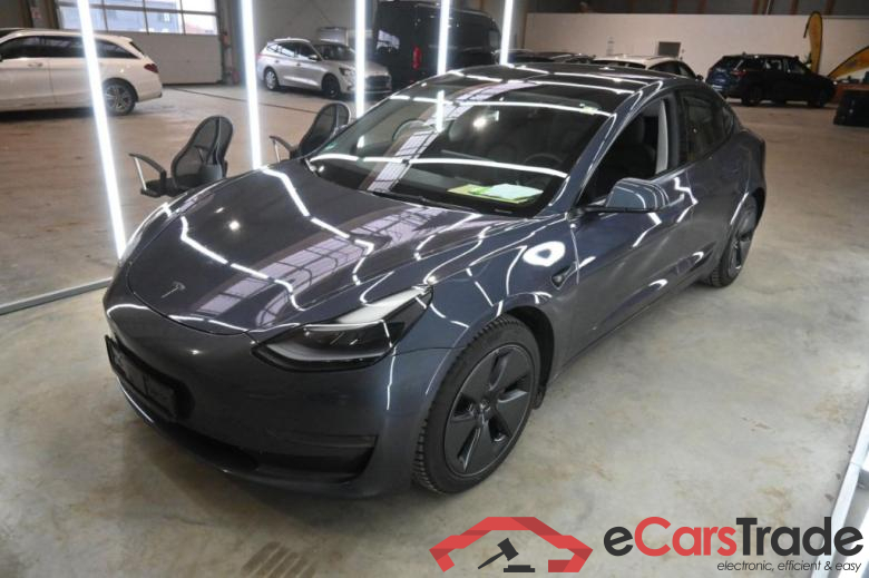 Tesla Model 3 ´18 BEV TESLA Model 3 Langstreckenbatt. Allradantrieb Dual Motor 4d 366kW