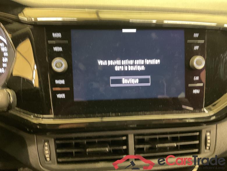 VOLKSWAGEN T-Cross T-Cross Life 1.0 TSI 81 kW (110 ch) 7 vitesses DSG #5