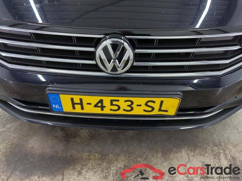 VOLKSWAGEN Passat Variant 1.6 TDI Comf. Bns #4