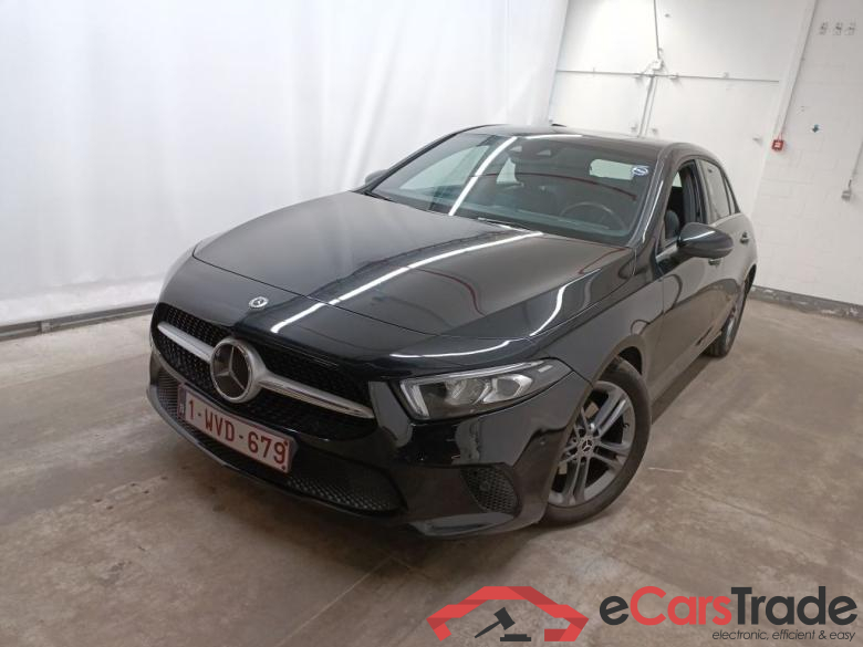 Mercedes-Benz A-Klasse A 180 d DCT Launch Edition 5d