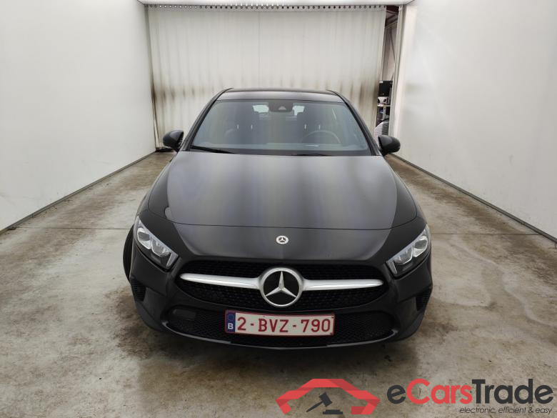 Mercedes-Benz A-Klasse A 180 d Business Solution Aut. 5d