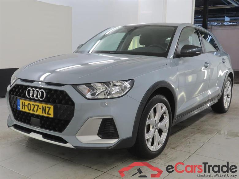 AUDI A1 citycarver 30 TFSI epic #1