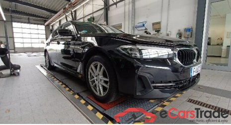 BMW 5-Serie Touring ´16 Baureihe 5 Touring 520 d 2.0 140KW AT8 E6d