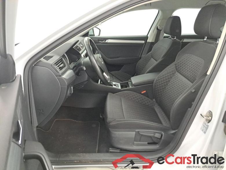 SKODA SUPERB COMBI DIESEL - 2019 2.0 CR TDi Ambition DSG Forfaitaire leveringskosten + wettelijke kit #5