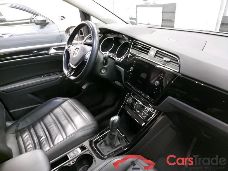 VOLKSWAGEN - VW  TOURAN TDi 115PK DSG Highline Pack Business & Nav Discover Media & Rear View Camera & Power Foldable Towing Hook #3