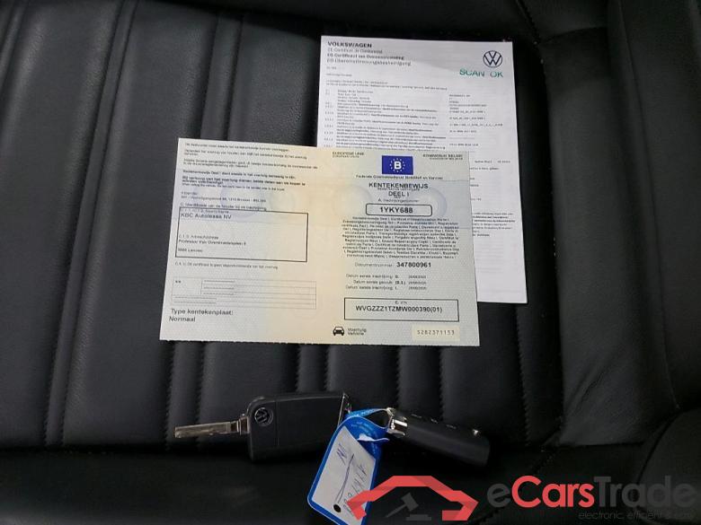 VOLKSWAGEN - VW  TOURAN TDi 115PK DSG Highline Pack Business & Nav Discover Media & Rear View Camera & Power Foldable Towing Hook #4