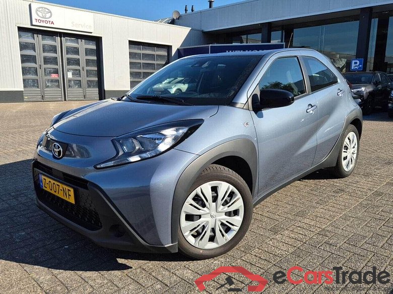 TOYOTA Aygo X 1.0 VVT-i MT Play
