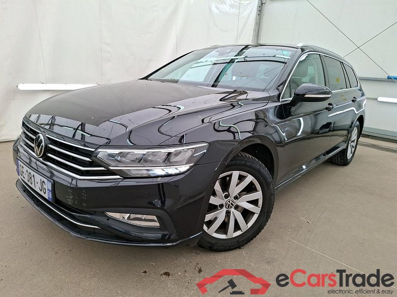 Volkswagen 2.0 TDI EVO SCR 122 DSG7 SW BUSINESS Passat Break Business 2.0 TDI 120CV BVA7 E6d
