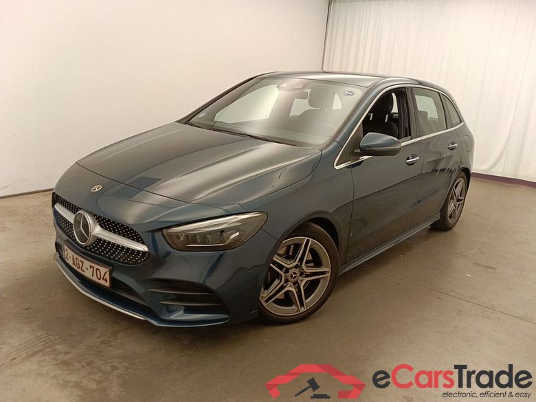 Mercedes-Benz B-Klasse B 250 4MATIC 5d #3