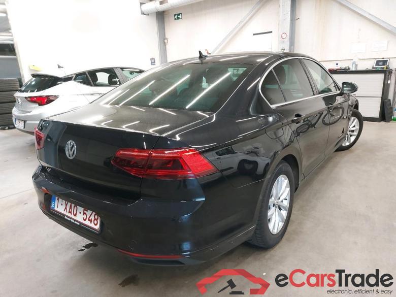 VOLKSWAGEN - VW  PASSAT TDI 120PK DSG7 Style Business With Nav Discover Pro & Area View & Winter I & Front & Rear Park Assist & Park Pilot & Sunroof #2