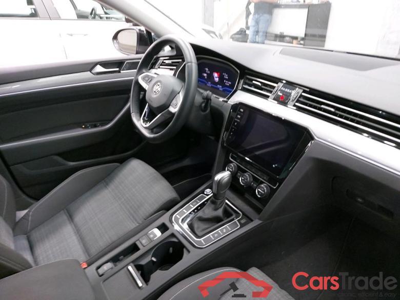 VOLKSWAGEN - VW  PASSAT TDI 120PK DSG7 Style Business With Nav Discover Pro & Area View & Winter I & Front & Rear Park Assist & Park Pilot & Sunroof #3