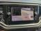 preview Volkswagen T-Roc #2