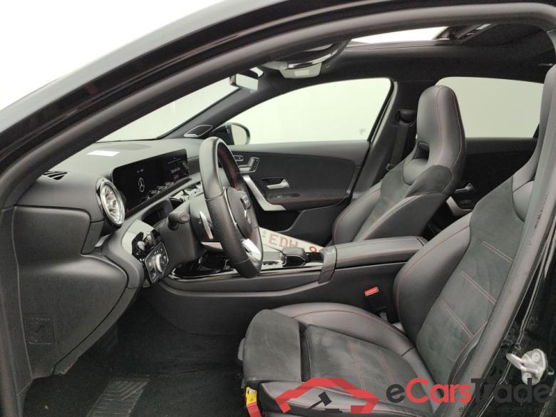 Mercedes-Benz A-Klasse A 180 d DCT Launch Edition 5d #3