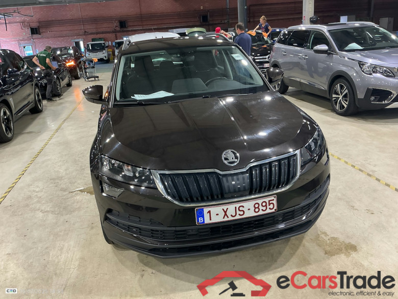 SKODA KAROQ 1.0 TSI 85KW AMBITION #1