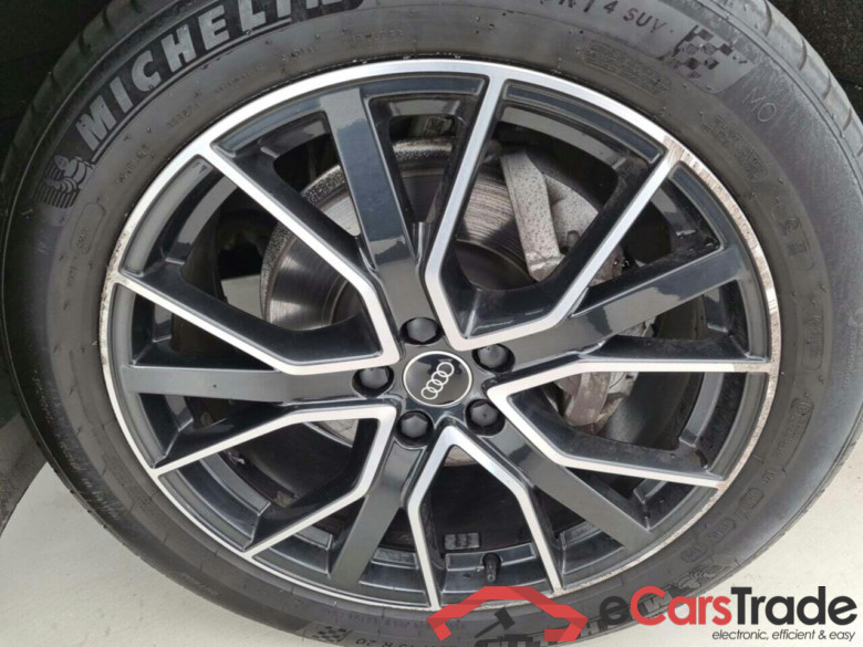 AUDI Q5 2.0 40 TDI QUATTRO B.E. AUT #5