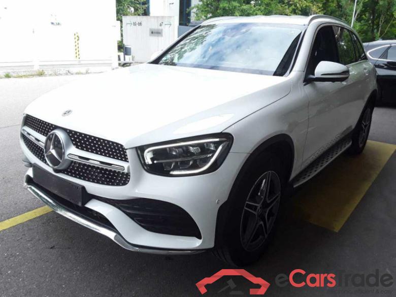 Mercedes GLC 300de Plug-In Hybrid AMG 4Matic Aut. LED-Xenon Navi-Pro 1/2 Sport-Leather-Alcantara KeylessGo Camera 360 Klima PDC ... #1