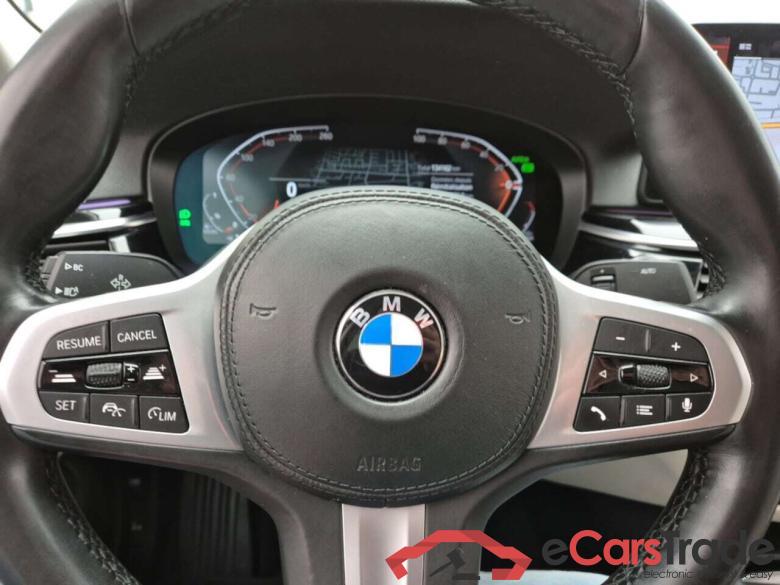 BMW 518d Aut. LED-Xenon LC-Pro ACC Ambient Navi-Pro Leather KeylessGo Camera Klima PDC ... #6