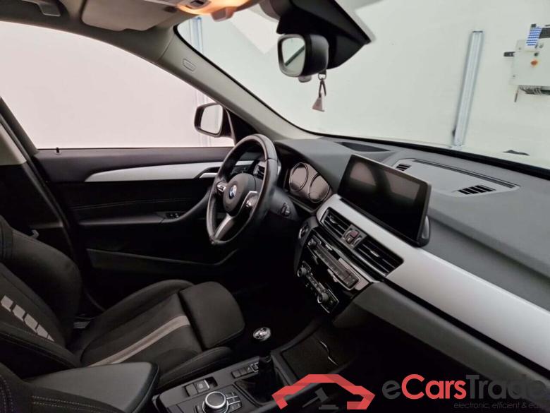 BMW X1 2.0 sDrive18d Navi-Pro Sport-Seats KeylessGo Camera Klima PDC ... #6