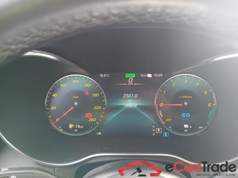 MERCEDES-BENZ Clase GLC / 2019 / 5P / todoterreno GLC 300 de 4MATIC #4