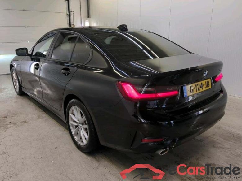 BMW 3-serie 330e High Executive #6