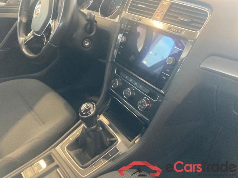 VOLKSWAGEN Golf Variant VII Golf Variant Trendline 1.6 TDI BMT 66 kW (90 pk) 5 versnellingen manueel #5 VOLKSWAGEN Golf Variant VII Golf Variant Trendline 1.6 TDI BMT 66 kW (90 pk) 5 versnellingen manueel #5