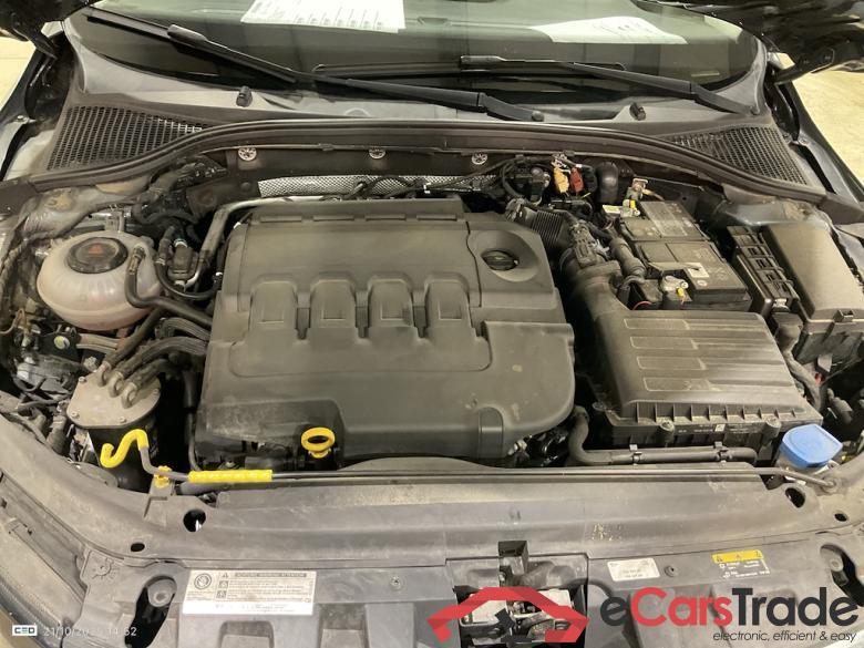 SKODA OCTAVIA DIESEL - 2017 1.6 CR TDi Ambition #6 SKODA OCTAVIA DIESEL - 2017 1.6 CR TDi Ambition #6