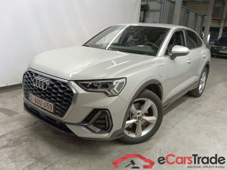 Audi Q3 Sportback 45 TFSI e S tronic 5d #1
