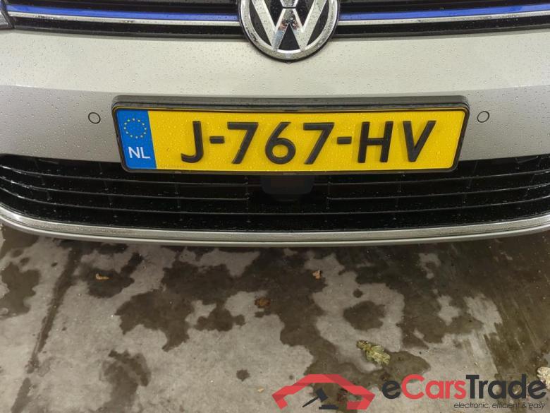 Volkswagen e-Golf E-DITION 2020 5d #5 Volkswagen e-Golf E-DITION 2020 5d #5