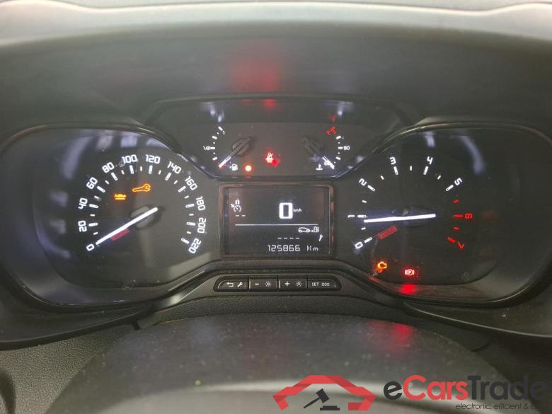 CITROEN Berlingo / 2018 / 4P / Fourgonnette M 650kg BlueHDi 75 S&S BVM Club #6 CITROEN Berlingo / 2018 / 4P / Fourgonnette M 650kg BlueHDi 75 S&S BVM Club #6