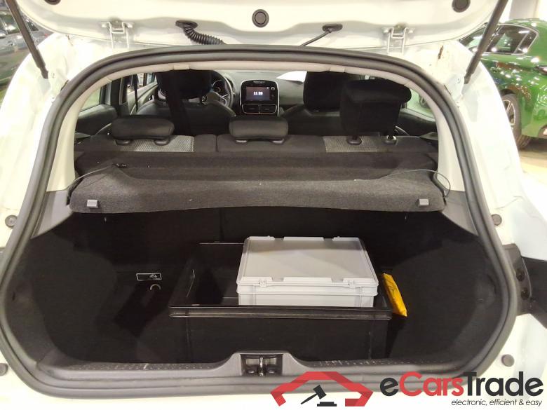 RENAULT Clio 0.9 TCe Zen (EU6c) STOCK #3