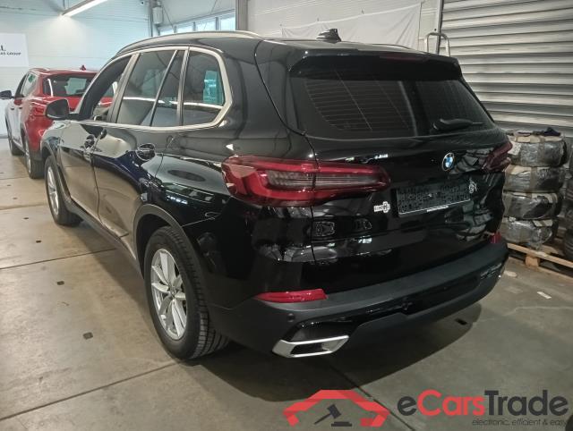 Baureihe X5 xDrive 40 i 3.0 245KW AT8 E6d #2