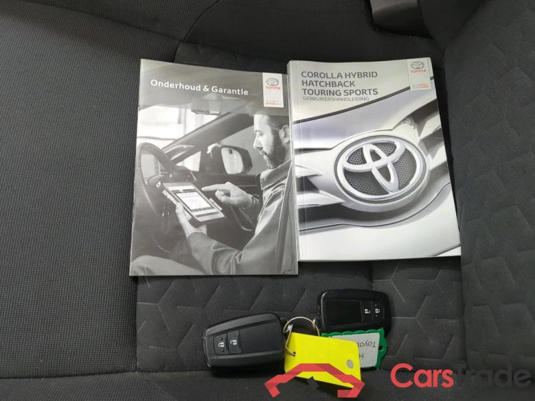 Toyota Corolla Hatchback 1.8 Hybrid Business 5d #4