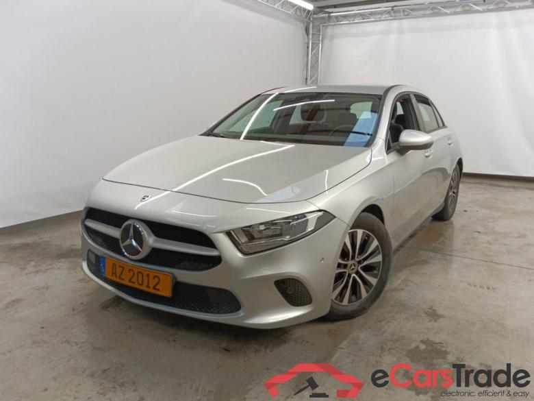 MERCEDES CLASSE A DIESEL (W177) A 180 d 116 Business Solution Essential 5d #1