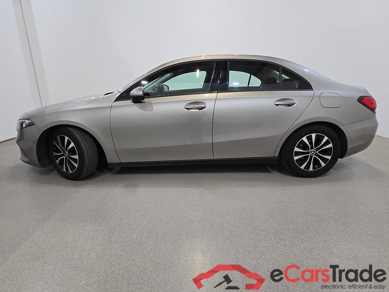 Mercedes A 180d Limousine Widescreen Navi KeylessGo Сamera Klima PDC ... #2