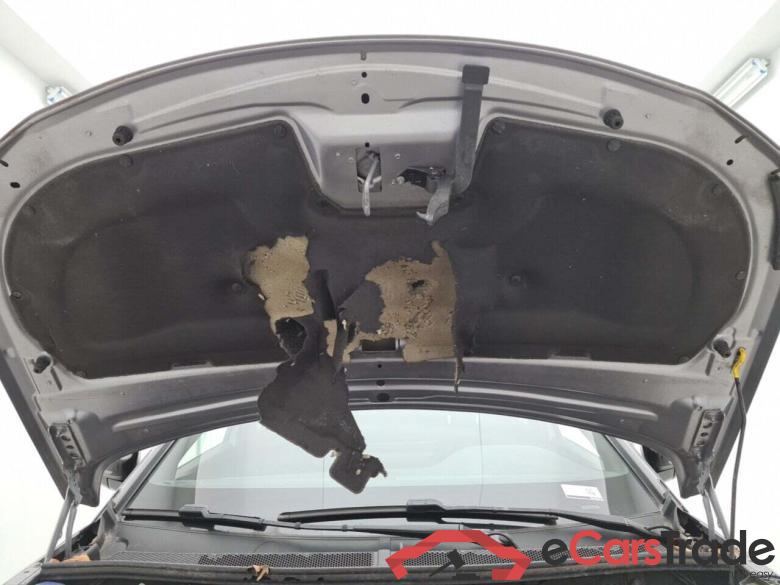 PEUGEOT 5008 1.5 BLUEHDI ACTIVE PACK EAT8 #4