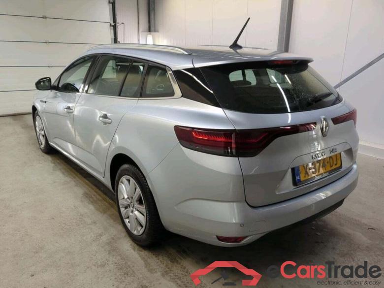 RENAULT Mégane Estate 1.3 TCe140 Equilibre #6