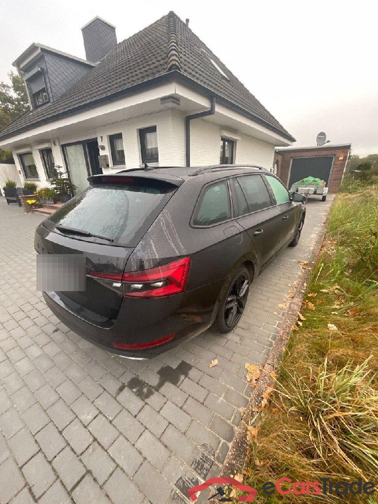 Superb Combi SportLine 2.0 TDI 147KW AT7 E6d #2