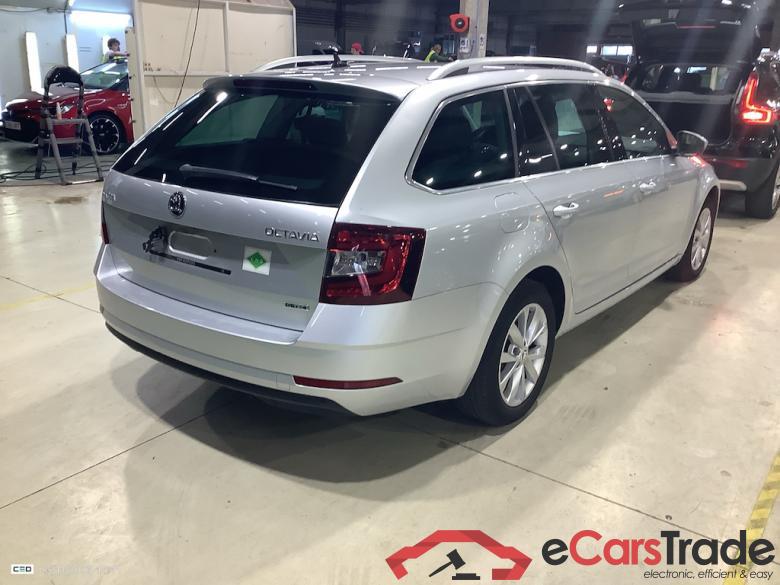 SKODA OCTAVIA COMBI - 2017 1.5 TGI G-TEC Ambition DSG #4