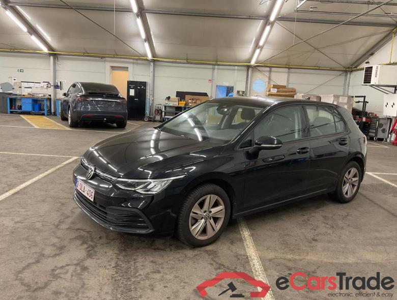 VOLKSWAGEN Golf VIII Golf Life 1.0 TSI 81 kW (110 ch) 6 vitesses manuel #1