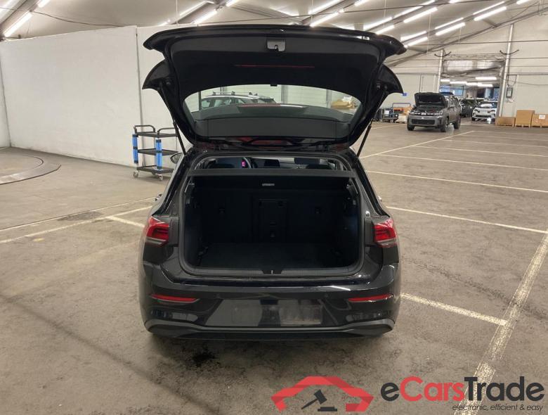 VOLKSWAGEN Golf VIII Golf Life 1.0 TSI 81 kW (110 ch) 6 vitesses manuel #4