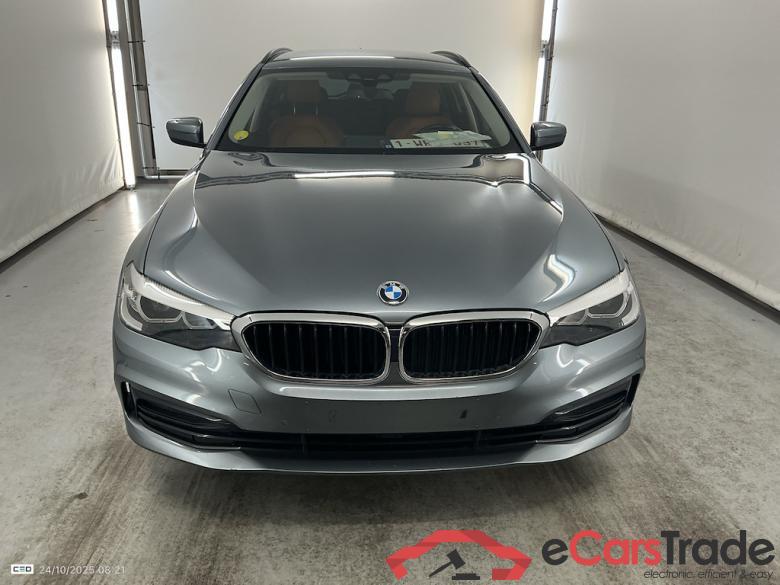 BMW 5 TOURING DIESEL - 2017 520 dA (EU6d-TEMP) #2
