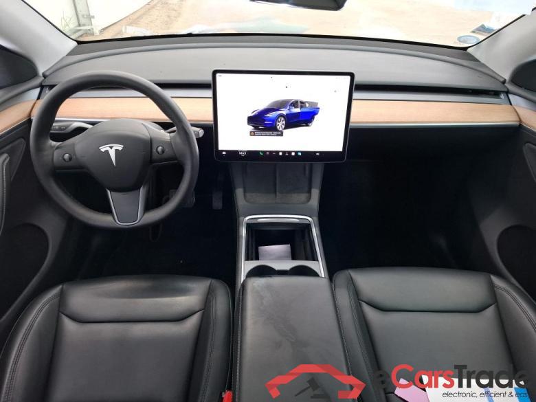 TESLA Model Y / 2020 / 5P / SUV Long Range Dual Motor AWD #6