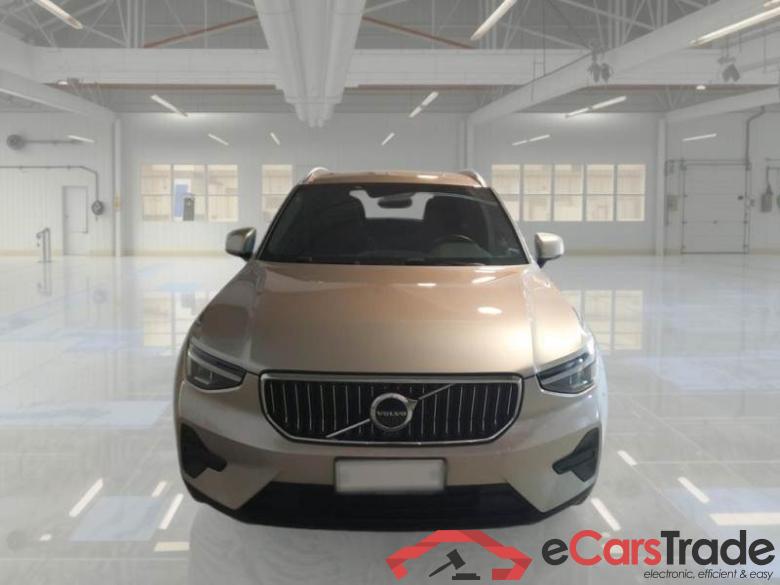 VOLVO XC40 / 2021 / 5P / SUV T4 RECHARGE PLUG-IN AUTO CORE #6