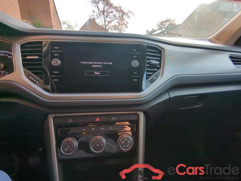 VOLKSWAGEN T-Roc 81 kW #3