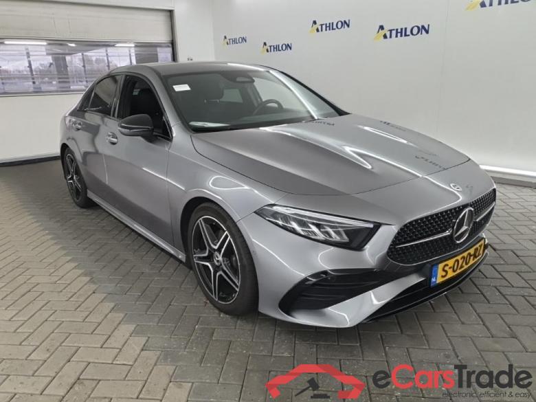MERCEDES-BENZ A-Klasse Limousine A 180 DCT AMG Line 4D 100kW #2