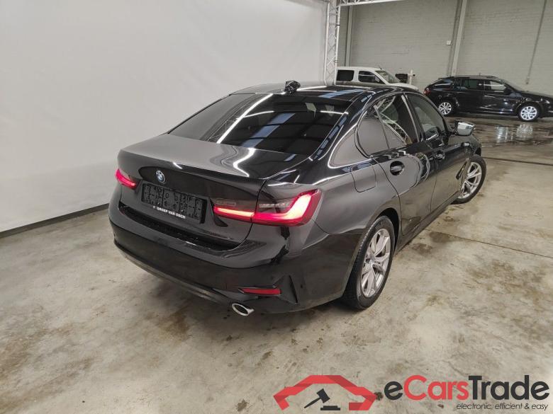 BMW 3 Reeks Berline 320e (150 kW) 4d #2