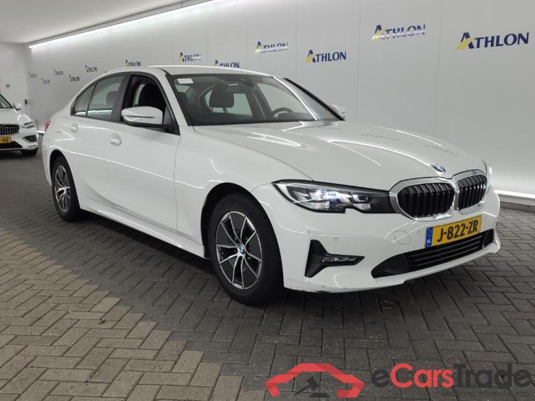 BMW 3 Serie Sedan 318iA 4D 115kW #2