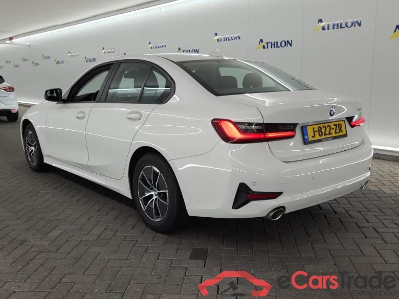 BMW 3 Serie Sedan 318iA 4D 115kW #4